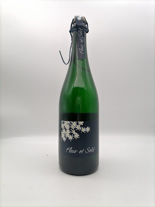 Fleur et Sekt Aperitiv mit Holunderblüten